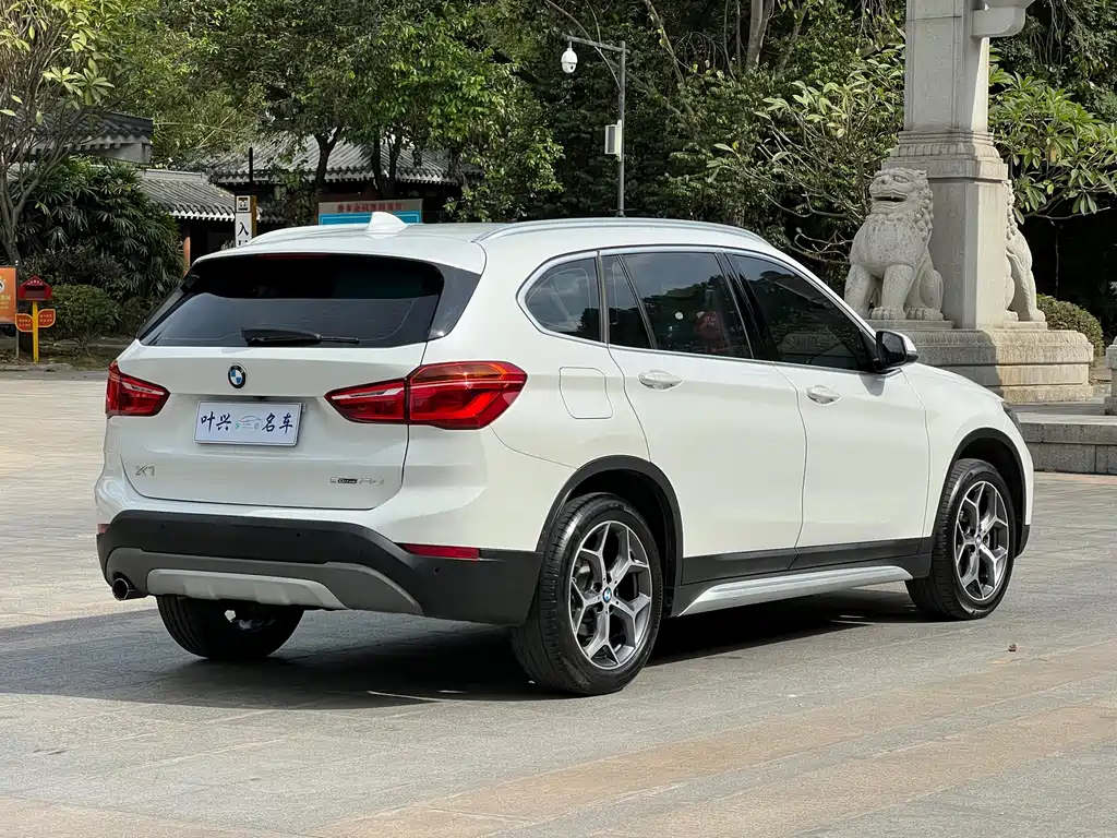 BMW X1 — фото 17