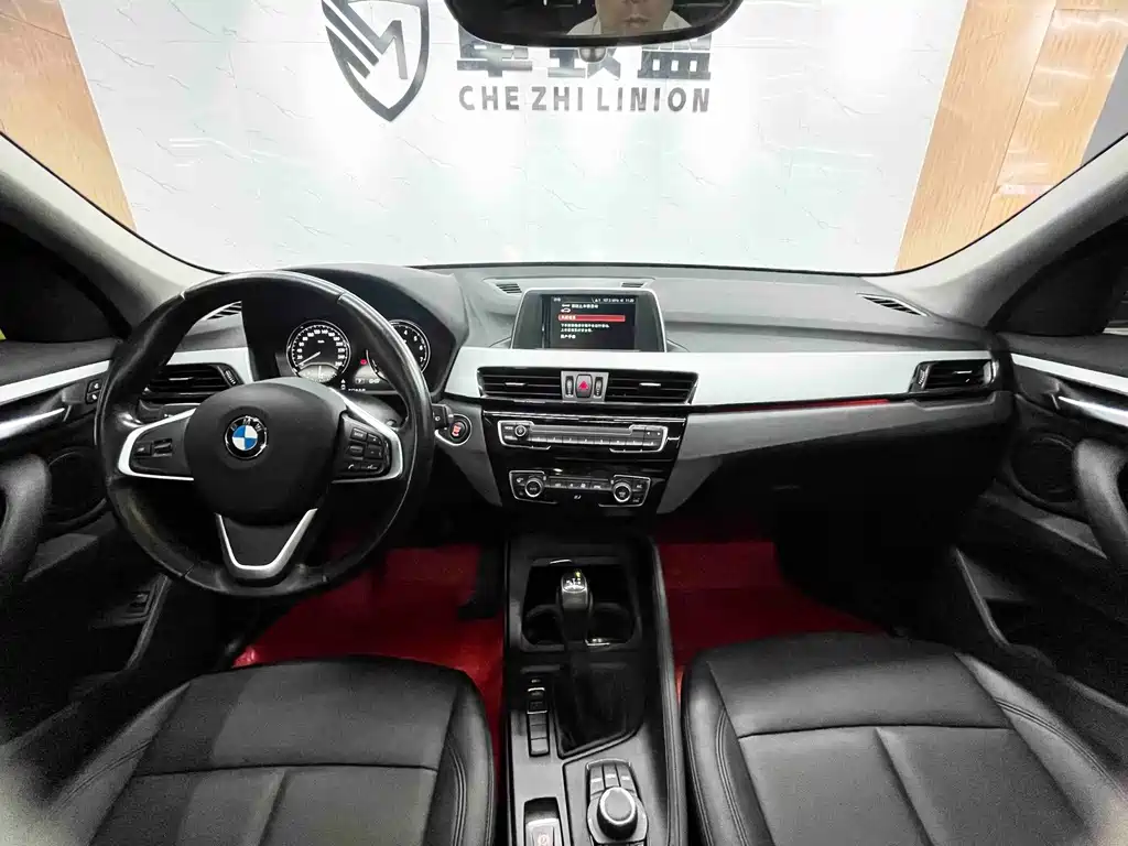 BMW X1 — фото 14
