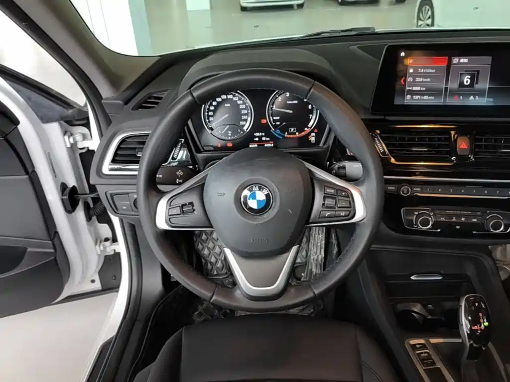 BMW 1 Series — фото 11