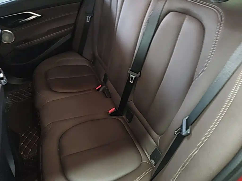 BMW 1 Series — фото 17
