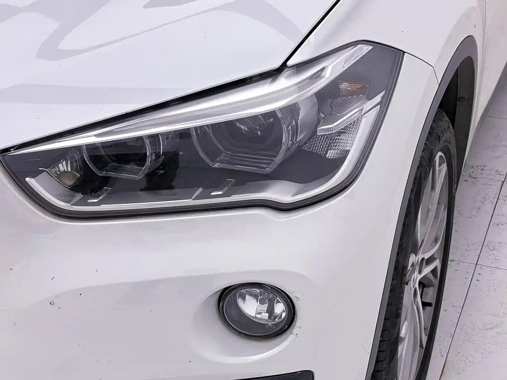 BMW X1 — фото 14