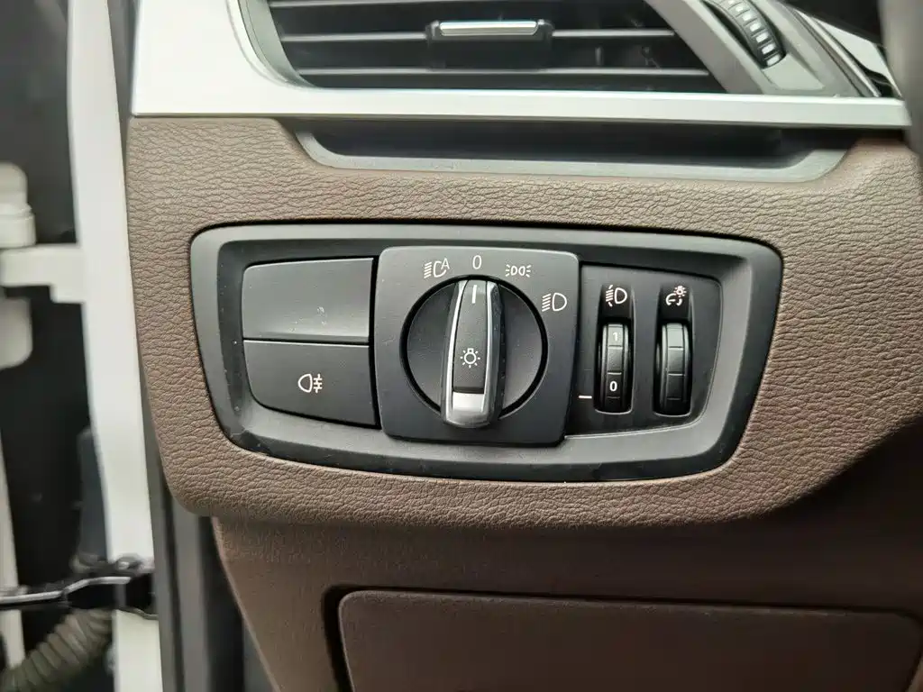 BMW X1 — фото 21