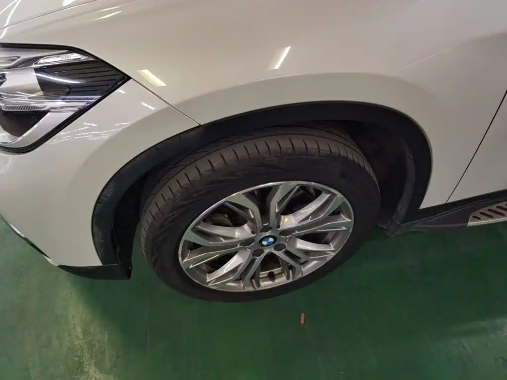 BMW X1 — фото 25