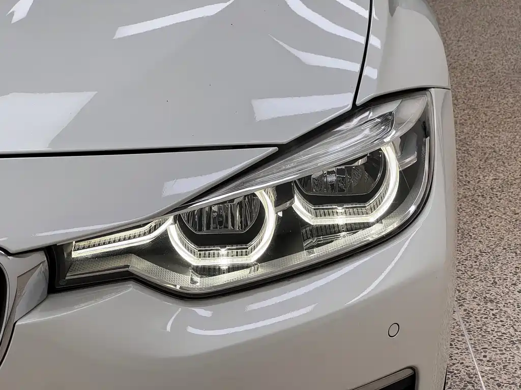 BMW 3 Series — фото 4
