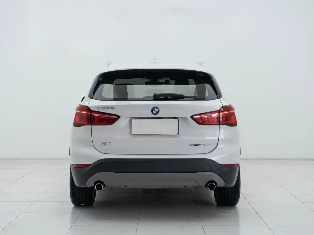 BMW X1 — фото 4