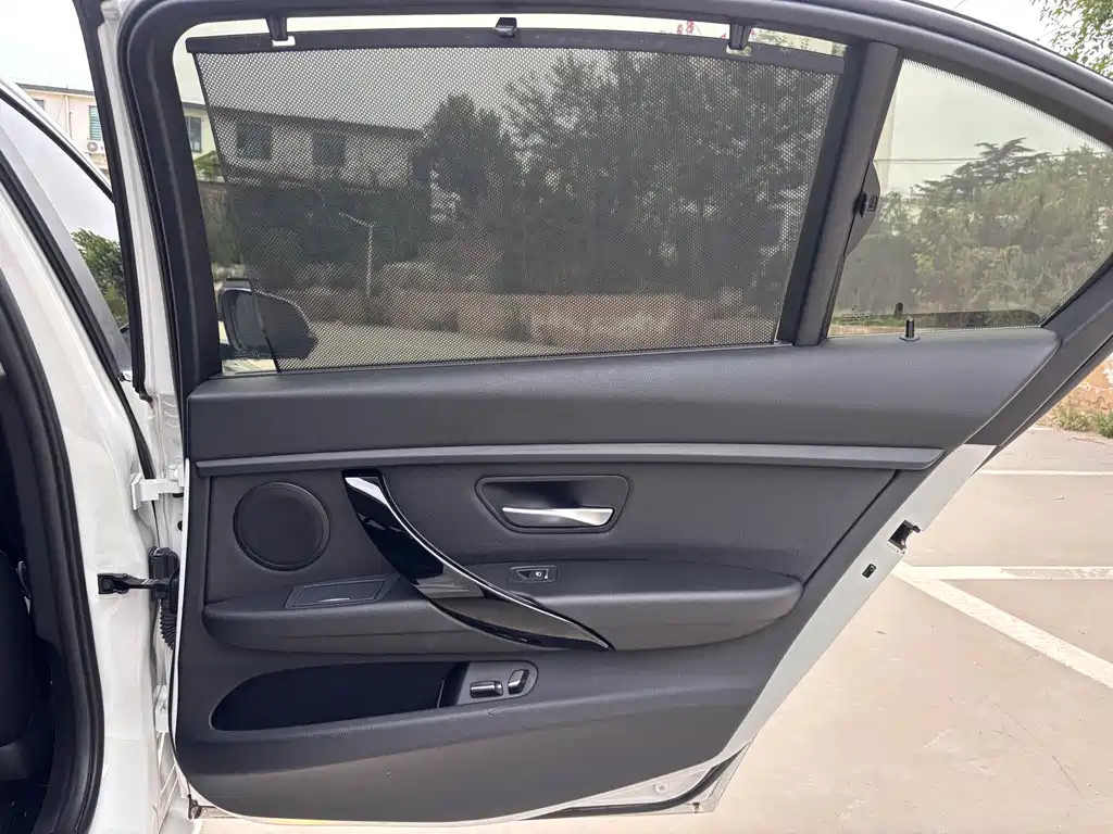 BMW 3 Series — фото 13