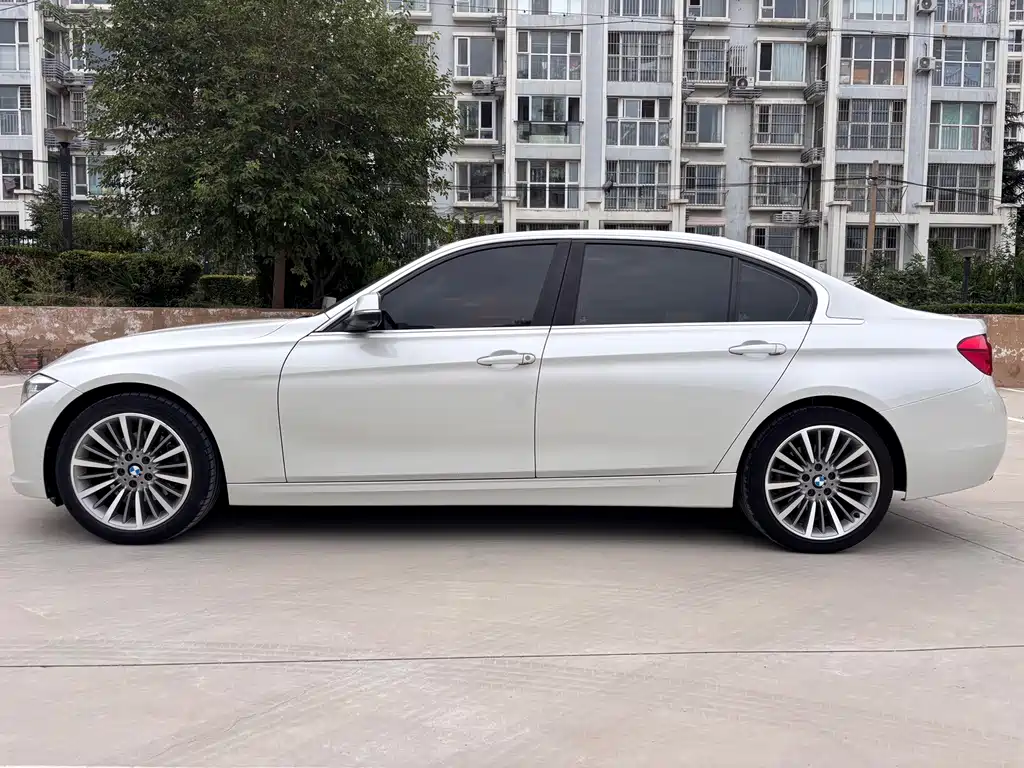 BMW 3 Series — фото 3