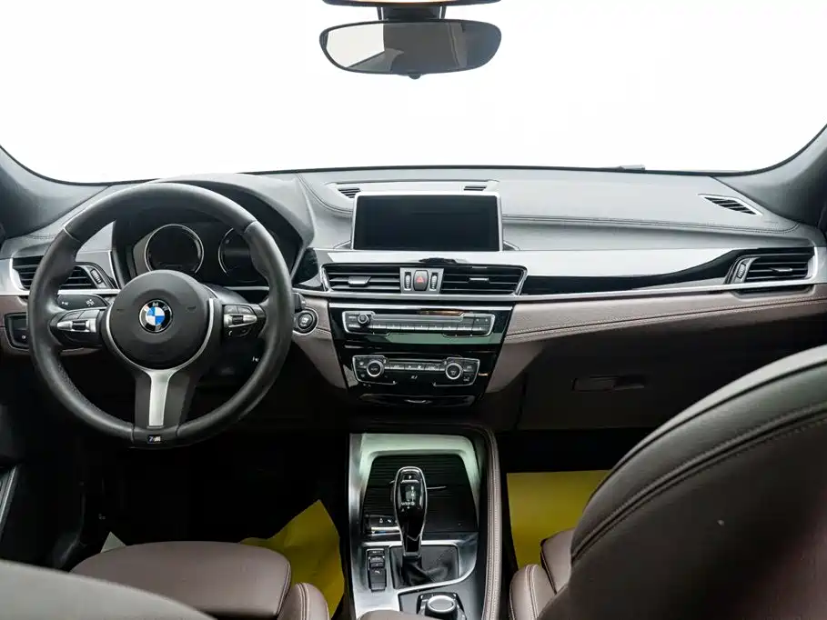 BMW X2 — фото 18