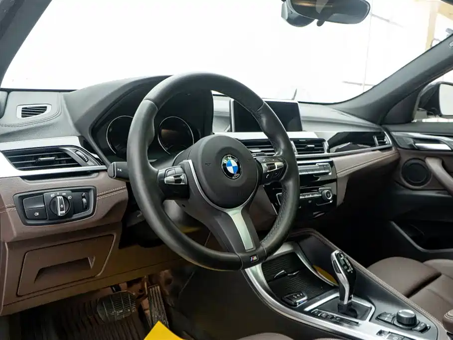 BMW X2 — фото 22