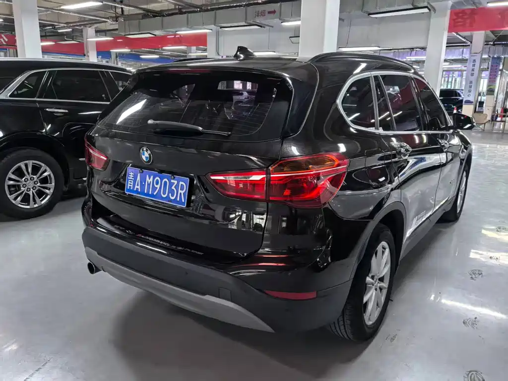 BMW X1 — фото 17
