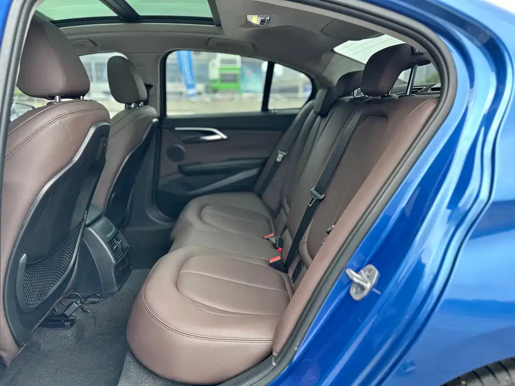 BMW 1 Series — фото 16