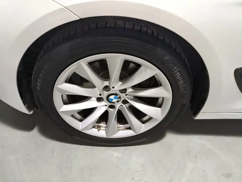 BMW 3 Series GT — фото 23