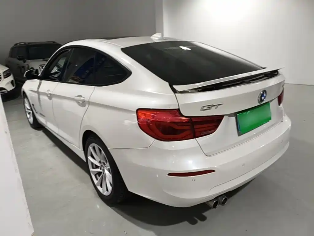 BMW 3 Series GT — фото 5