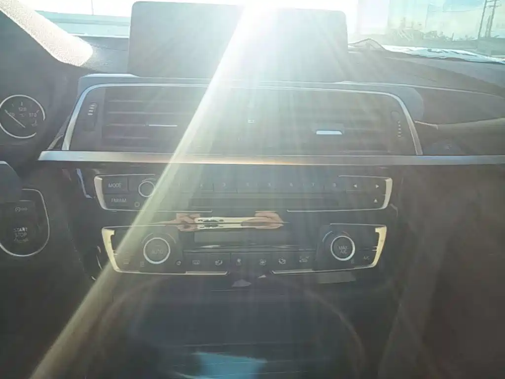BMW 3 Series — фото 13