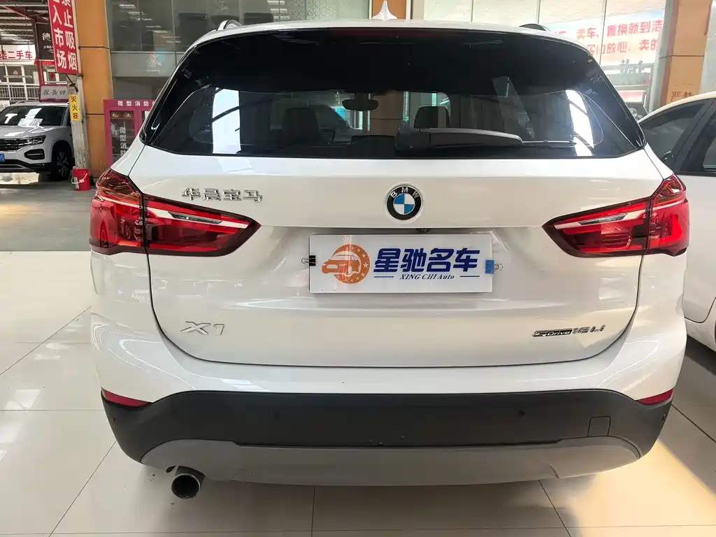 BMW X1 — фото 14