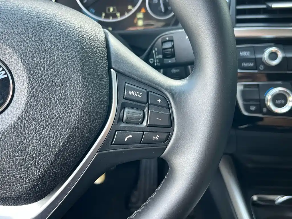 BMW 3 Series — фото 11