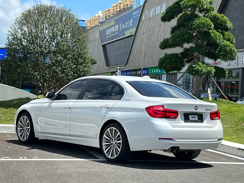 BMW 3 Series — фото 19