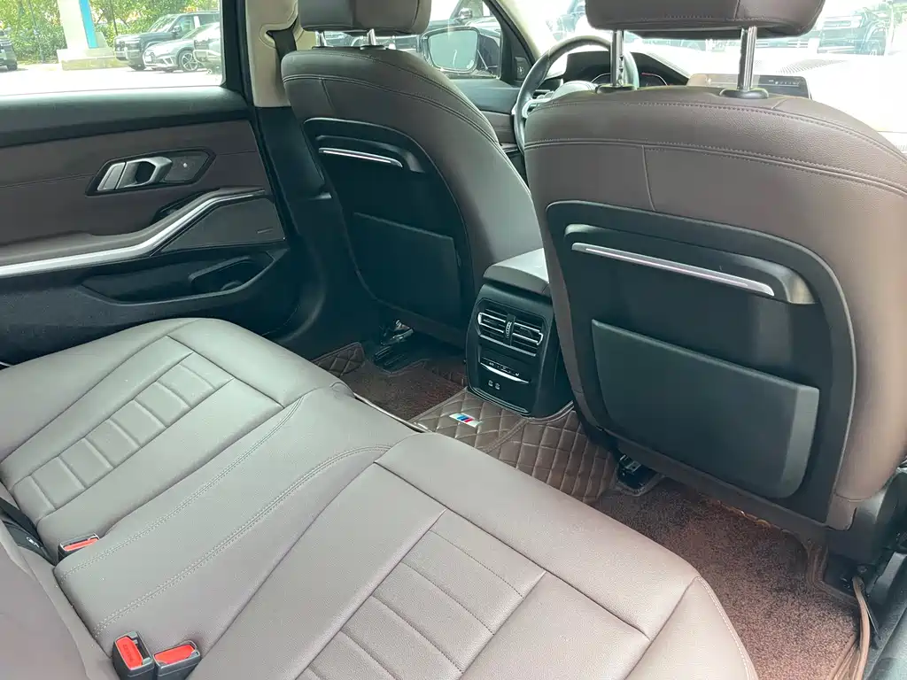 BMW 3 Series — фото 17