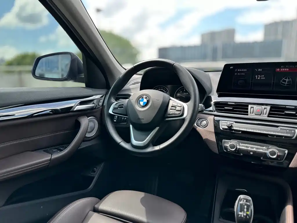 BMW X1 — фото 15