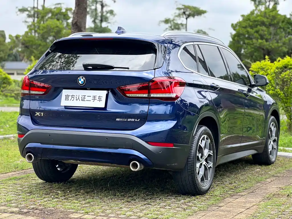 BMW X1 — фото 7