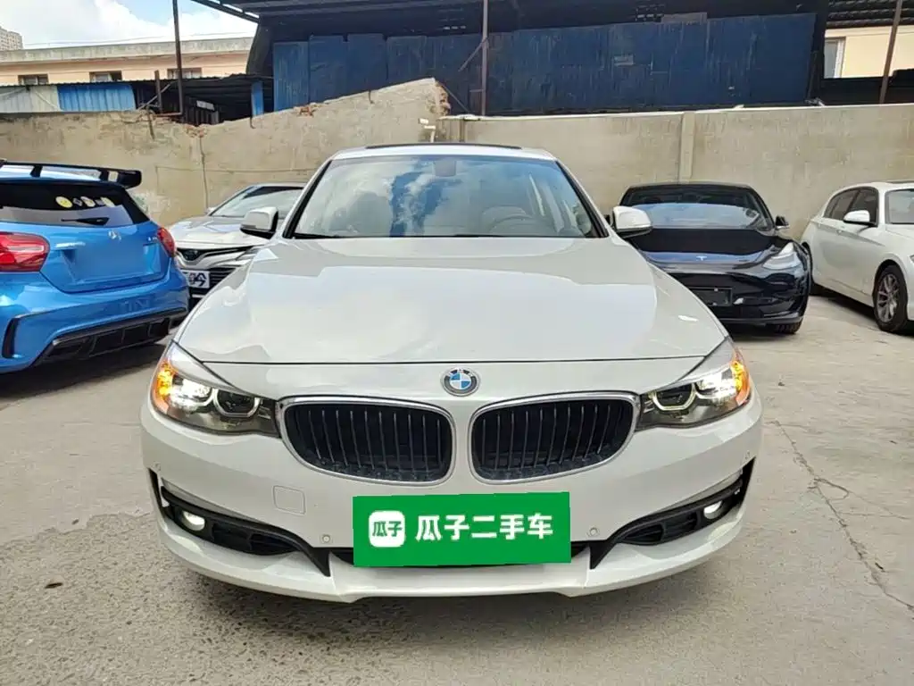 BMW 3 Series GT — фото 3