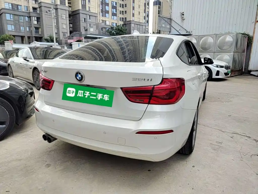 BMW 3 Series GT — фото 7