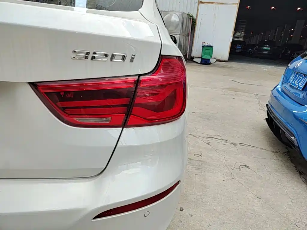 BMW 3 Series GT — фото 8