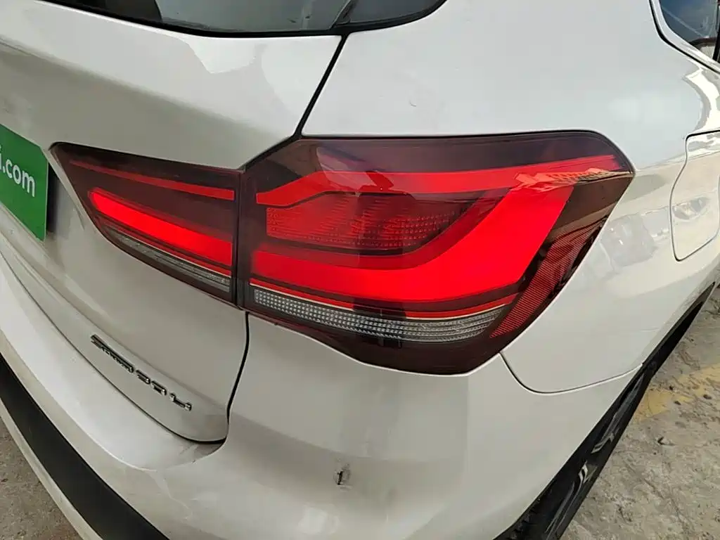 BMW X1 — фото 8