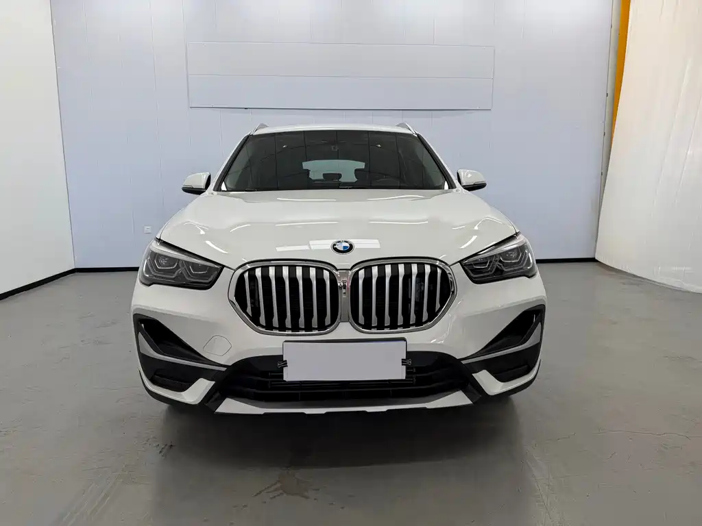BMW X1 — фото 2