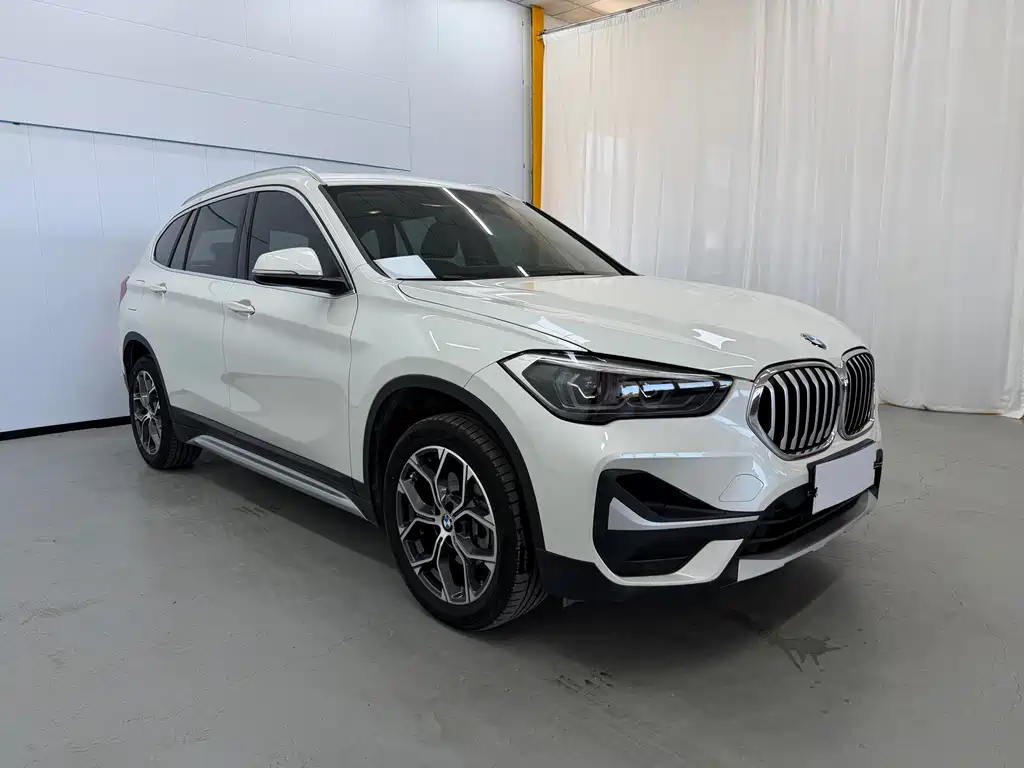 BMW X1 — фото 3