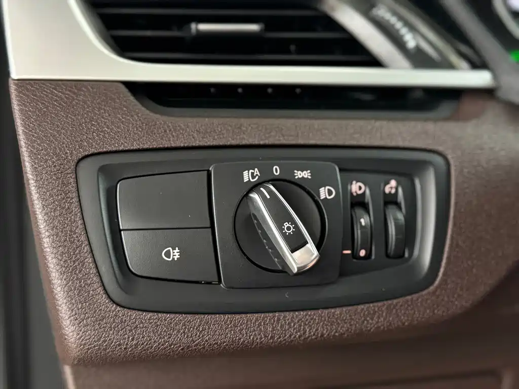 BMW X1 — фото 19