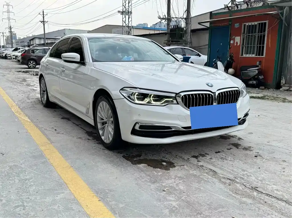 BMW 5 Series New Energy — фото 3
