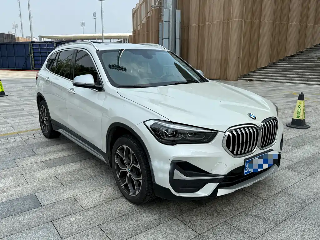 BMW X1 — фото 3