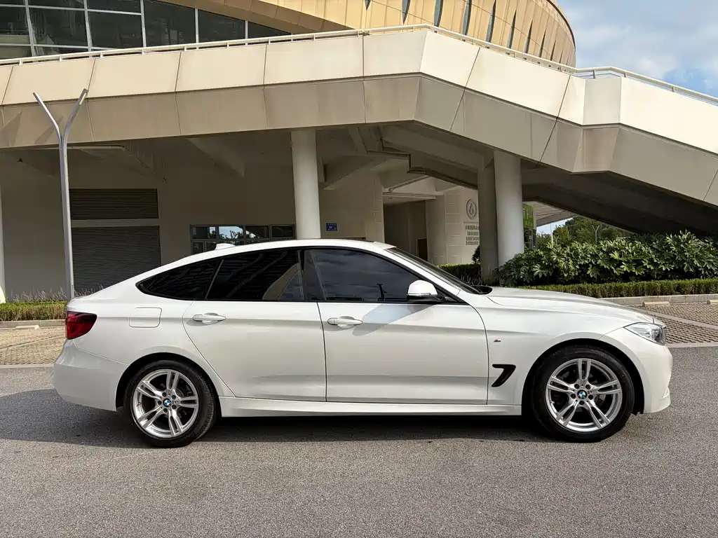 BMW 3 Series GT — фото 4
