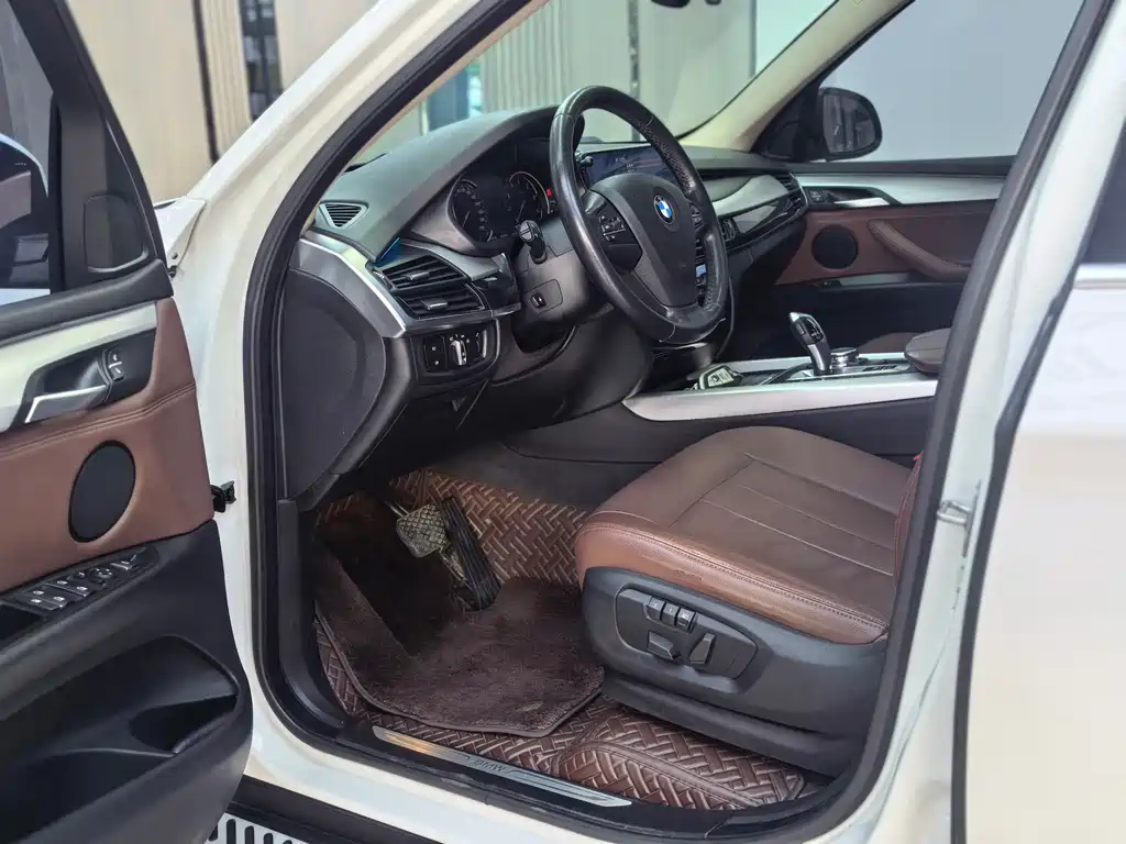 BMW X5 (Import) — фото 4