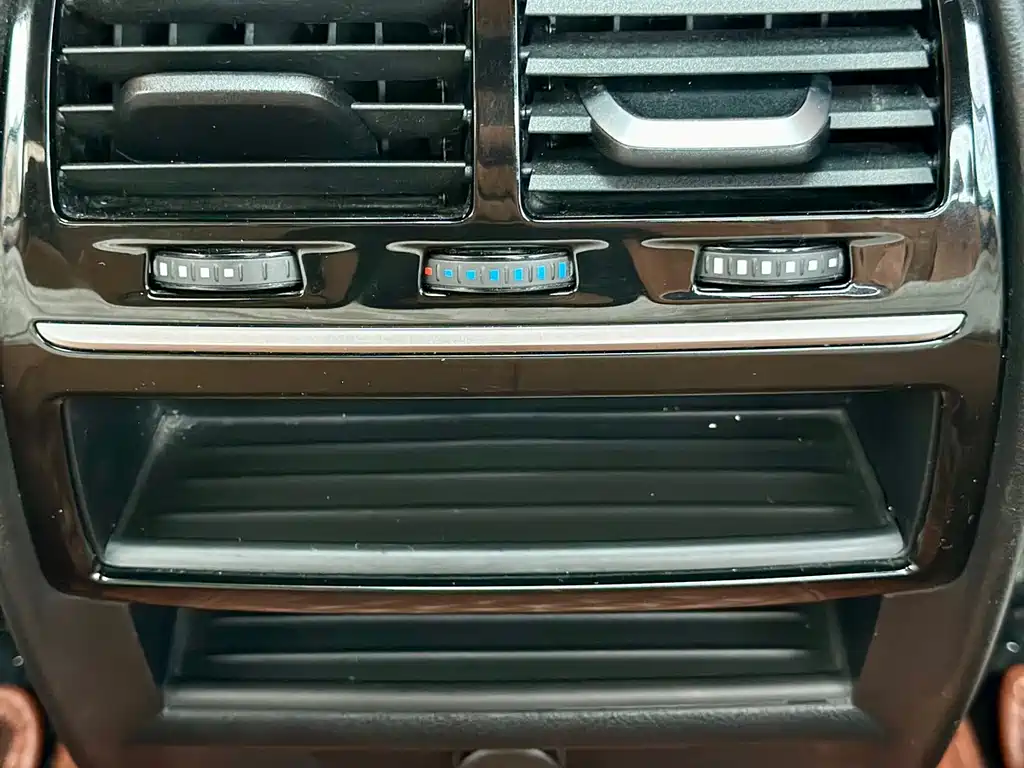 BMW 5 Series (Import) — фото 13