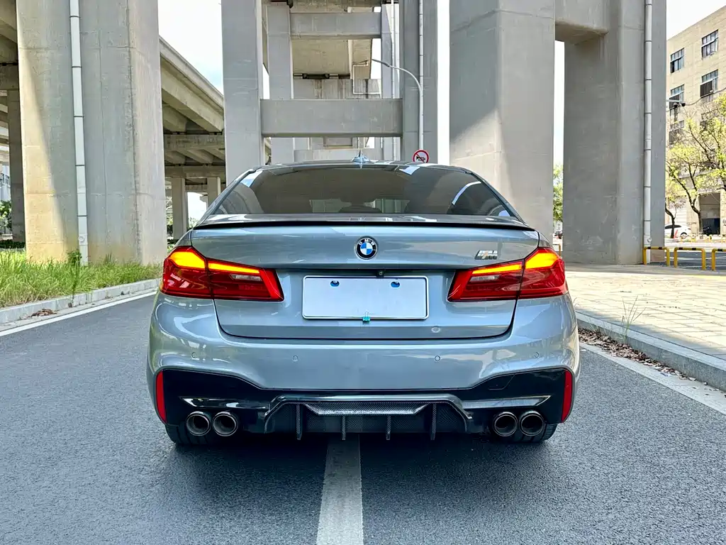 BMW 5 Series (Import) — фото 4
