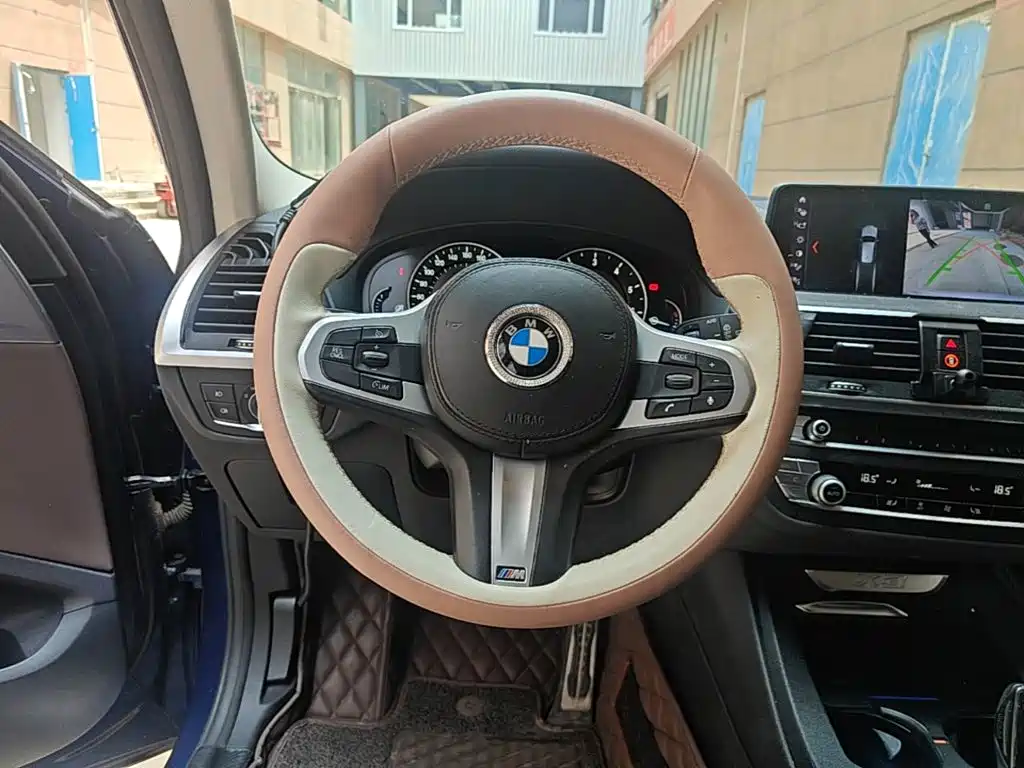 BMW X3 — фото 11