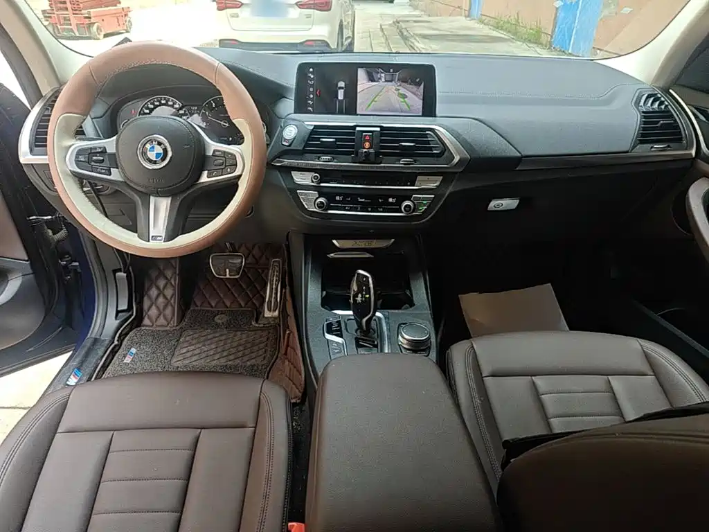BMW X3 — фото 10