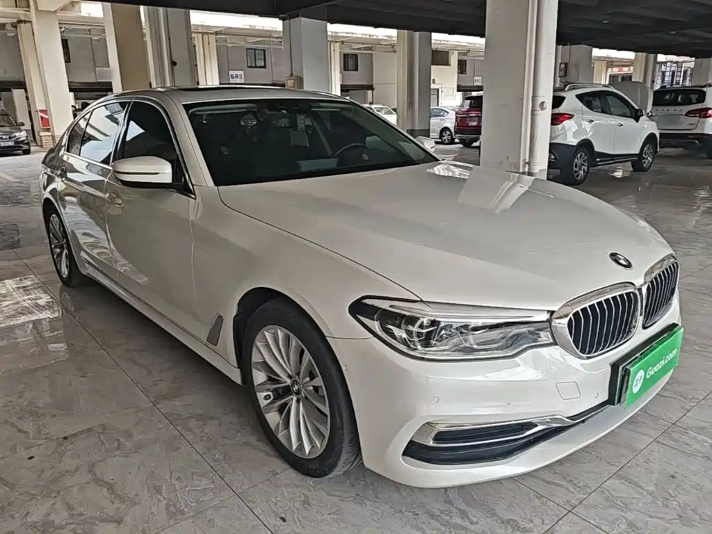 BMW 5 Series New Energy — фото 4
