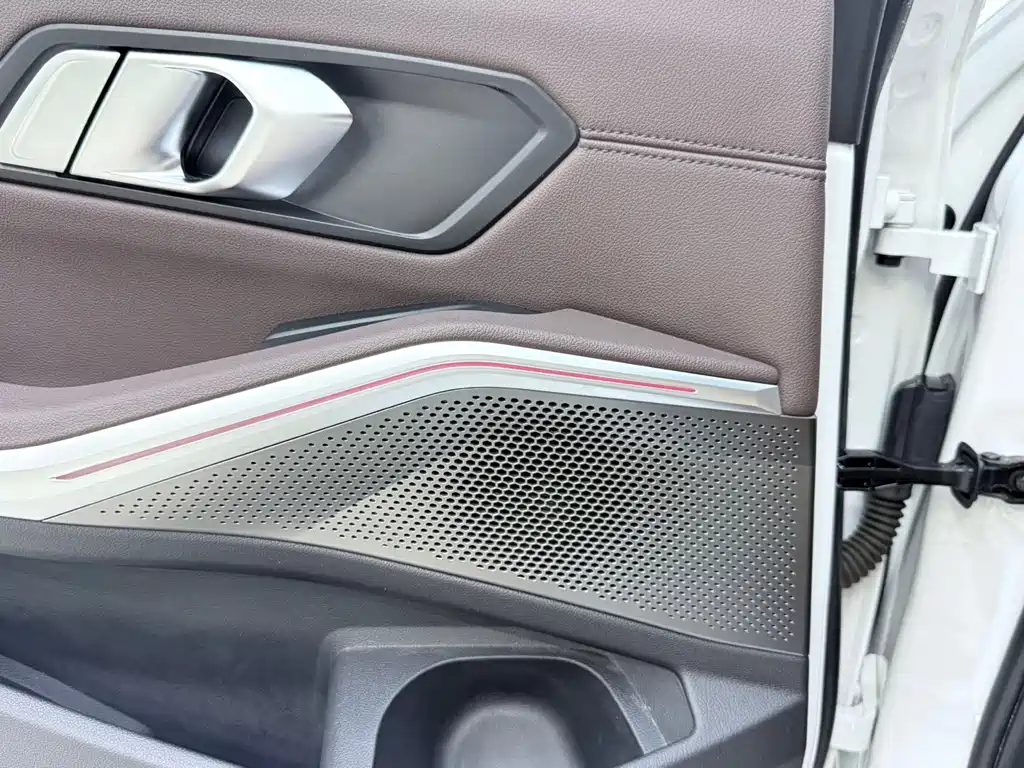 BMW 3 Series — фото 14