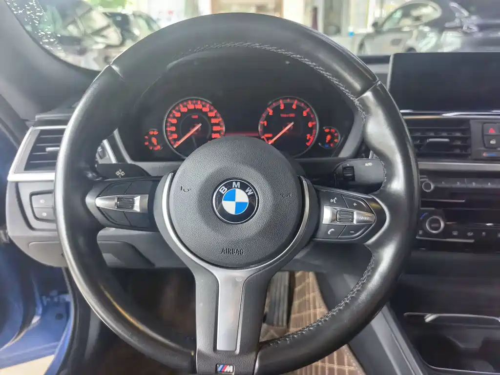 BMW 3 Series GT — фото 10