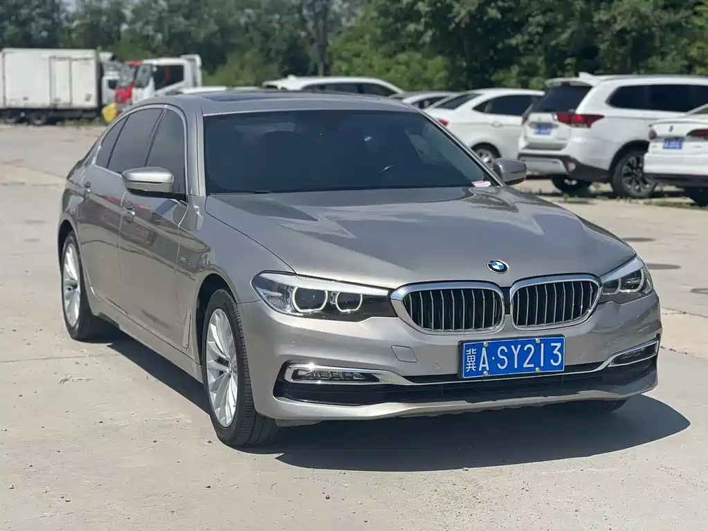 BMW 5 Series — фото 2