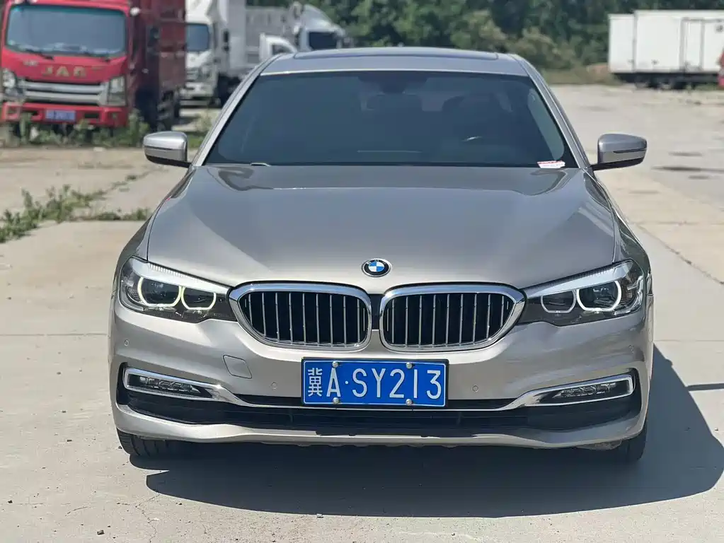 BMW 5 Series — фото 3