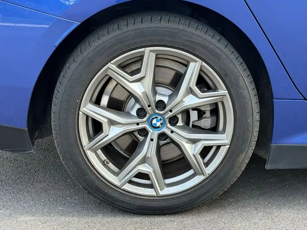 BMW i3 — фото 7