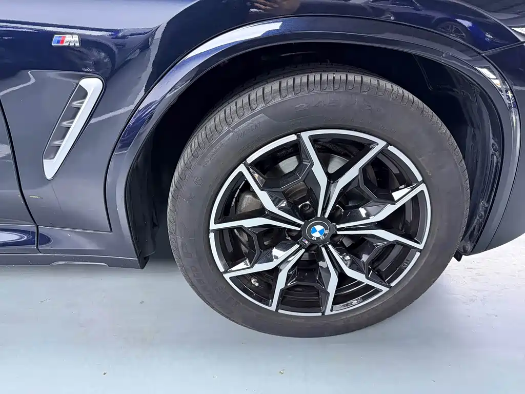 BMW X3 — фото 18