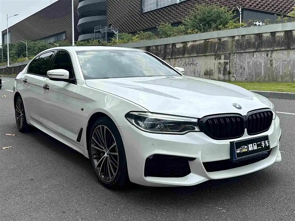 BMW 5 Series — фото 3