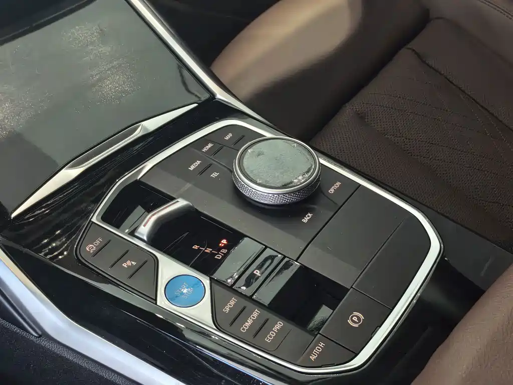 BMW i3 — фото 13