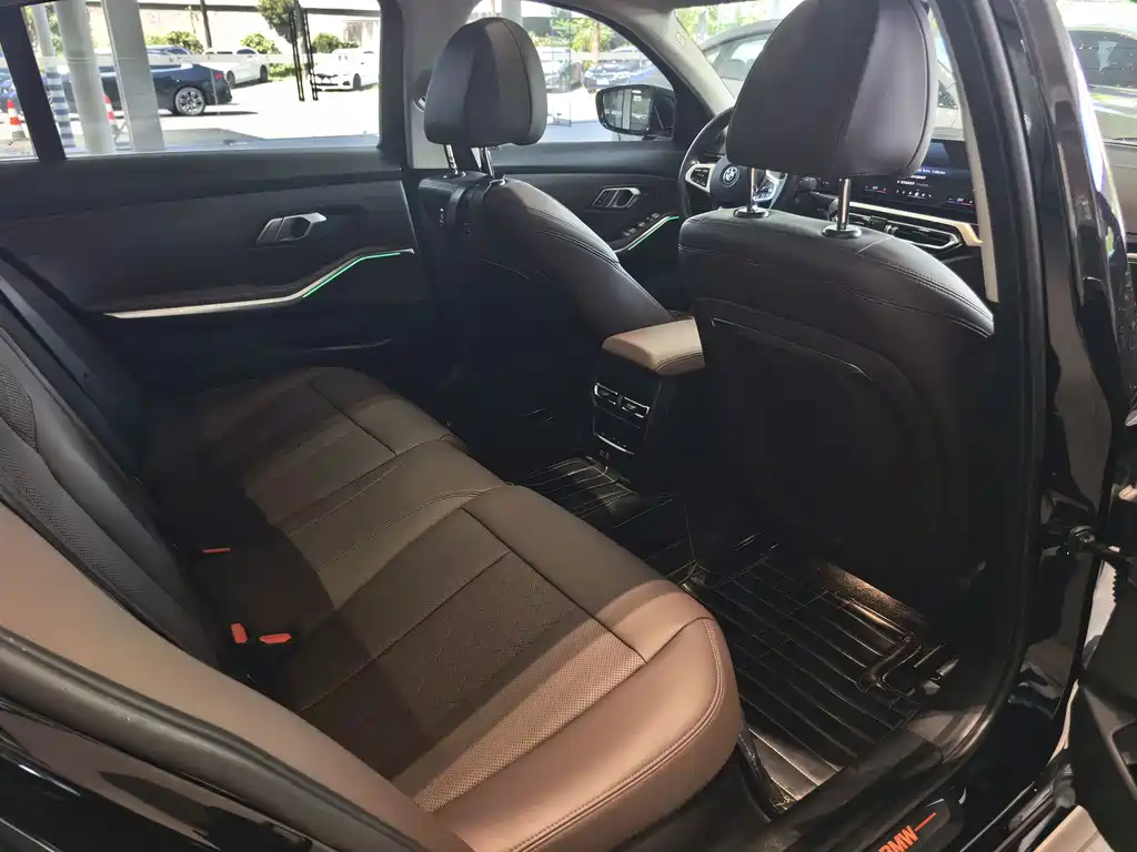 BMW i3 — фото 19