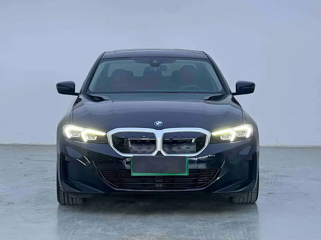 BMW i3 — фото 8
